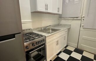 1 bed, 1 bath, 750 sqft, $1,299, Unit 215-3