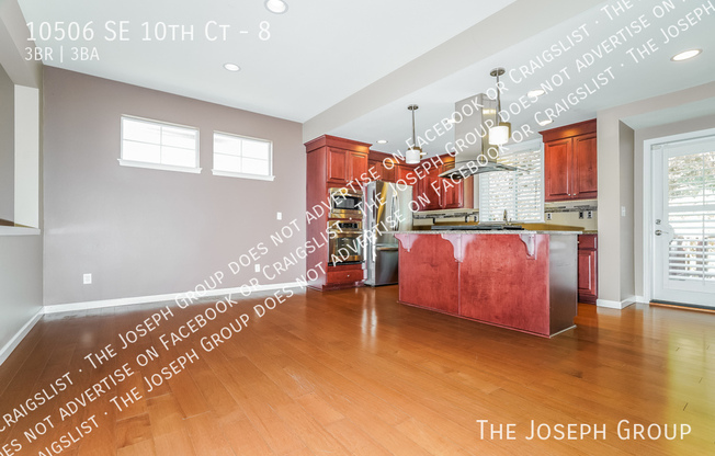 10506 SE 10 CT
