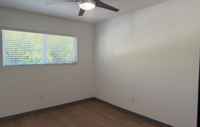 2 beds, 1 bath, 920 sqft, $2,815, Unit D011