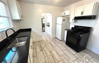 3 beds, 1 bath, $1,100, Unit 1647