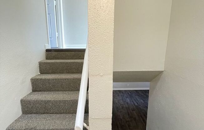 3 beds, 2 baths, 1,256 sqft, $1,550, Unit 12-1203 W/D