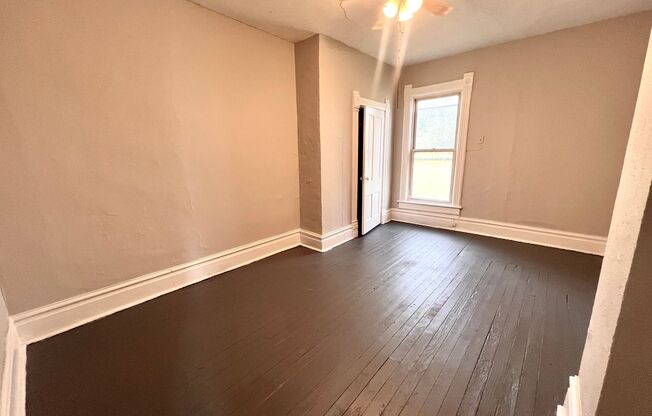 2 beds, 1 bath, $825