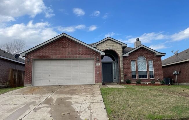 Gorgeous home in Burleson ISD