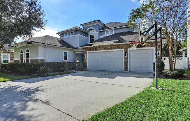 Gorgeous 5 bedroom/ 4 bathroom home in Durbin!