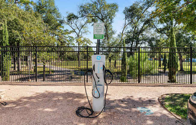 EV charging station - Everlee