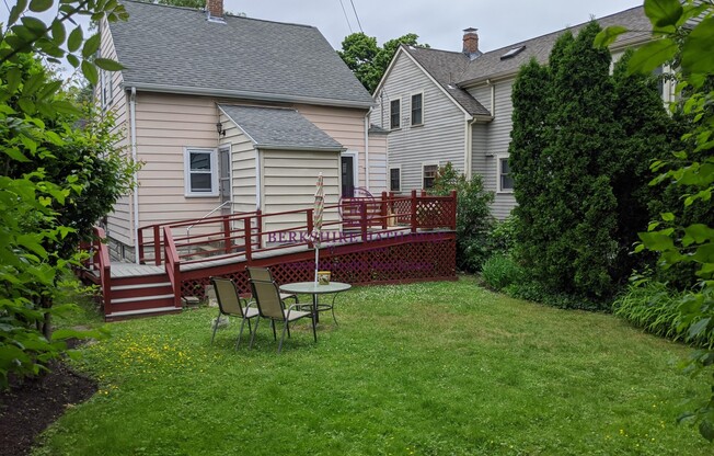 16 IVY ST