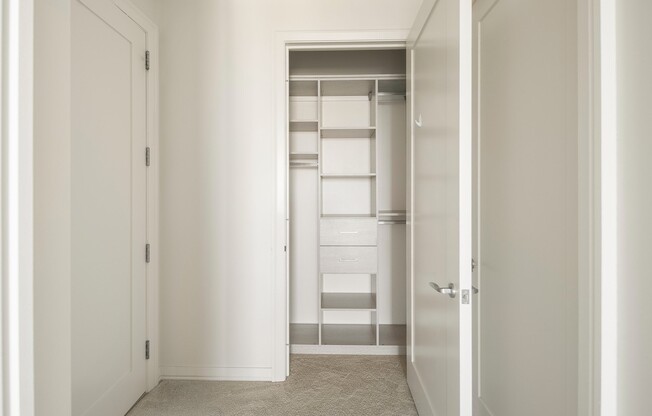 3 beds, 3.5 baths, 2,196 sqft, $15,500, Unit 5105
