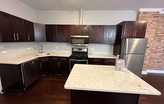 3 beds, 2.5 baths, 1,250 sqft, $2,350, Unit 3143 - 3