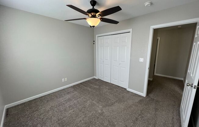 3 beds, 2.5 baths, 1,165 sqft, $1,895, Unit 831