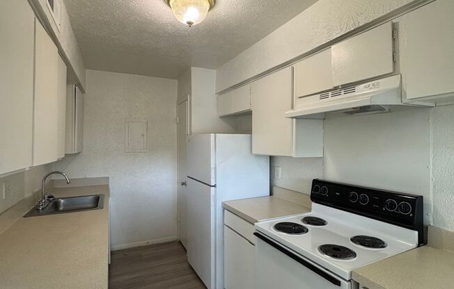 1 bed, 1 bath, 660 sqft, $1,315, Unit OPA-333