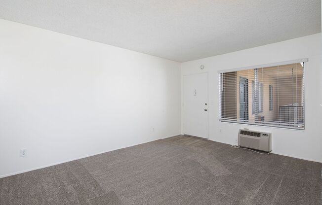 Four Winds Apartments