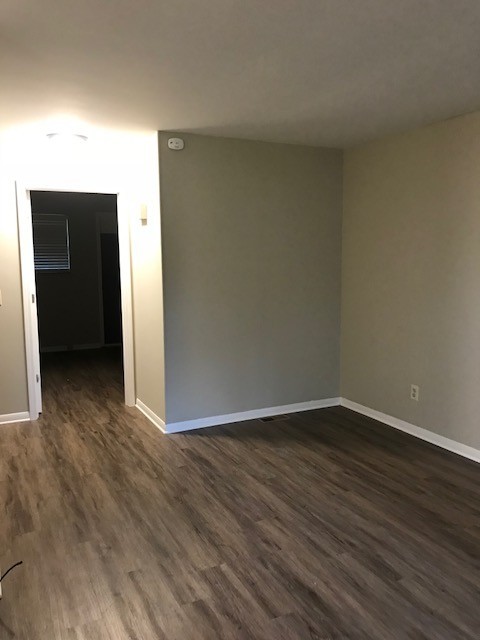 2 beds, 1 bath, $1,400