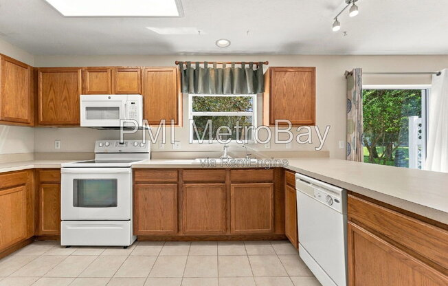 107 SAWTOOTH DR