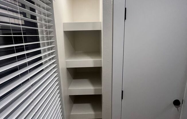 3 beds, 2 baths, 1,200 sqft, $2,599, Unit 1517-01