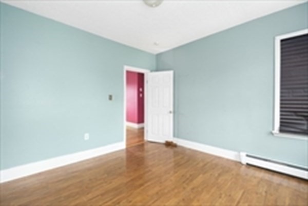 3 beds, 1 bath, 1,100 sqft, $2,500, Unit 3