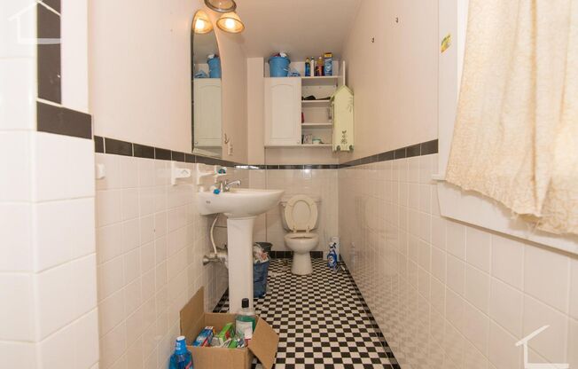 24 Alcott St #2B Boston MA 02134