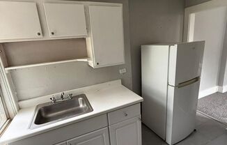 1 bed, 1 bath, 800 sqft, $795, Unit 3805 apt#1