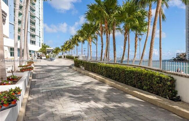 3 beds, 2 baths, 1,792 sqft, $7,500, Unit 335 S Biscayne # 2309