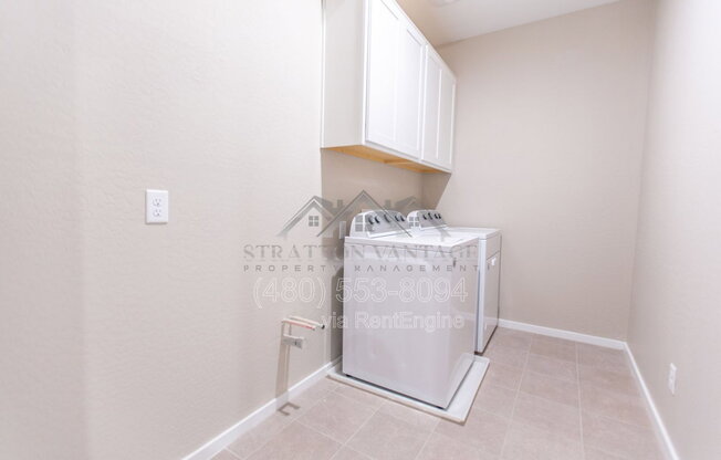 3 beds, 2.5 baths, 2,107 sqft, $2,395, Unit 4