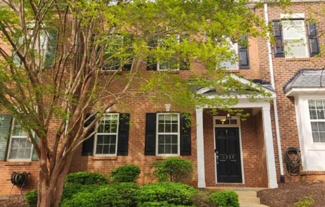 Stunning 3BD, 2.5BA Raleigh Townhome with a 1-Car Garage and Premier HOA Amenities