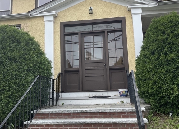146 SCHOOL ST