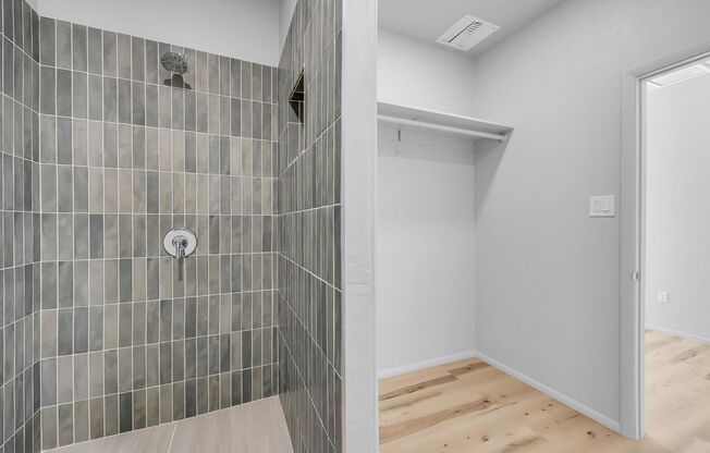 2 beds, 2 baths, 1,308 sqft, $2,125, Unit 34