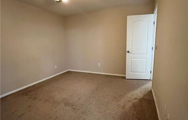 2 beds, 2 baths, $1,545, Unit # 206