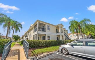 3 / 2 Grand Palms Condo