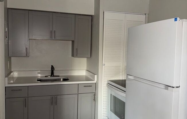 3447-3453 Evergreen Rd