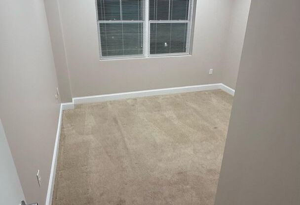 1 bed, 1 bath, 687 sqft, $2,025, Unit 315