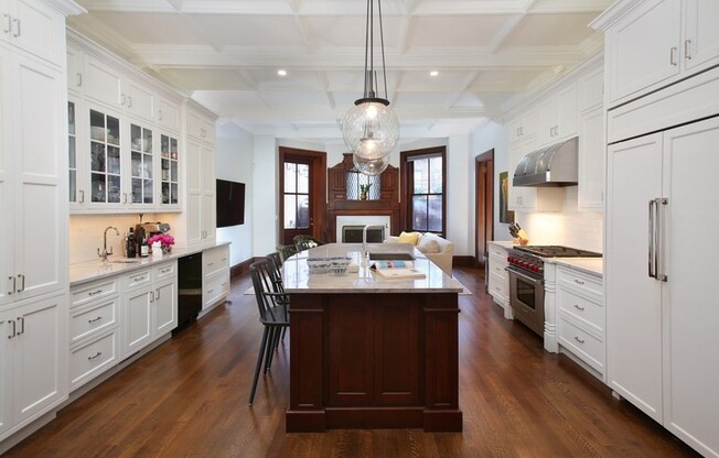 343 COMMONWEALTH AVE