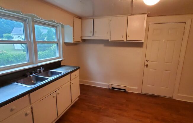 3 Bedroom 1 Bathroom House