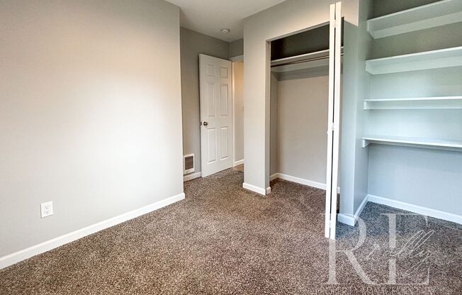 2 beds, 1 bath, $1,950, Unit 1225