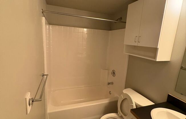 Studio, 1 bath, 163 sqft, $815, Unit 502