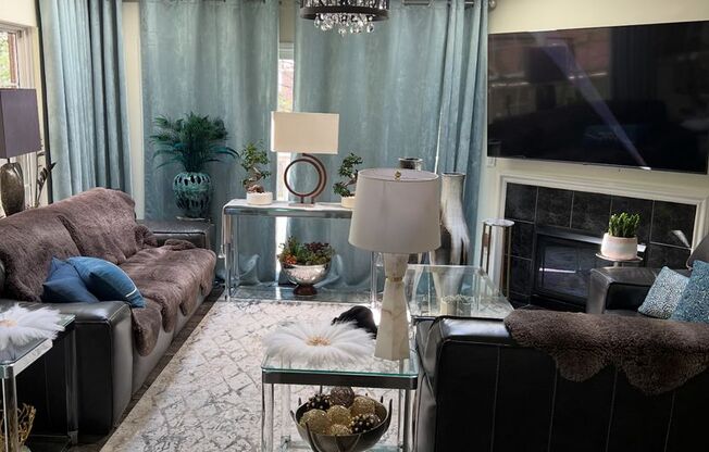 5542 VICTORY CIRCLE, STERLING HEIGHTS - CONDO FOR LEASE!