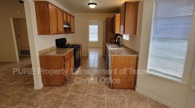 2255 LOMBARDY DR