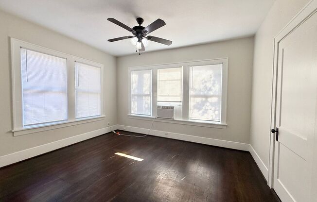 1 bed, 1 bath, $1,135, Unit B2602