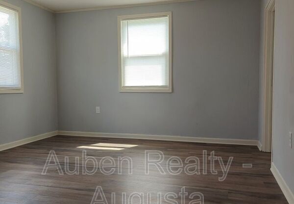 4432 WRIGHTSBORO RD