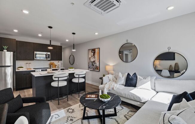2 beds, 1 bath, 815 sqft, $2,130, Unit D215