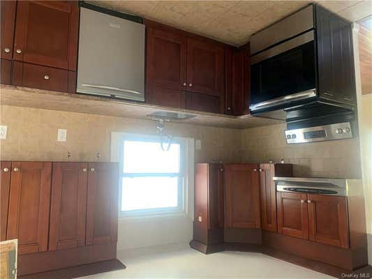 3 beds, 2 baths, 1,400 sqft, $3,000, Unit 2