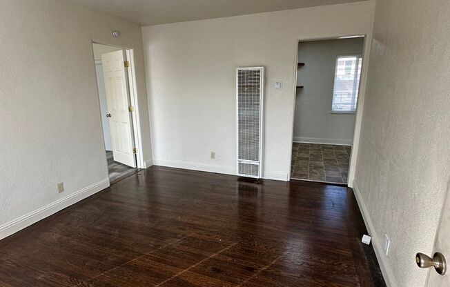 2 bedroom duplex with garage and laundry