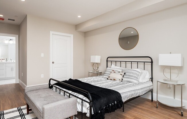 2 beds, 2 baths, 1,222 sqft, $4,700, Unit 20