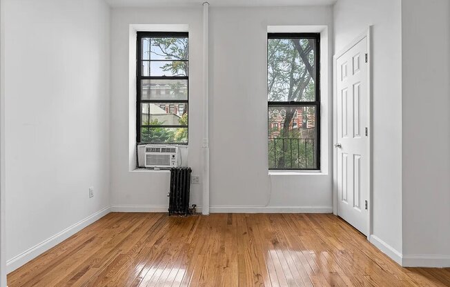 31 SAINT MARKS PL