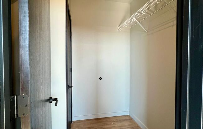 1 bed, 1 bath, 750 sqft, $1,375, Unit 603