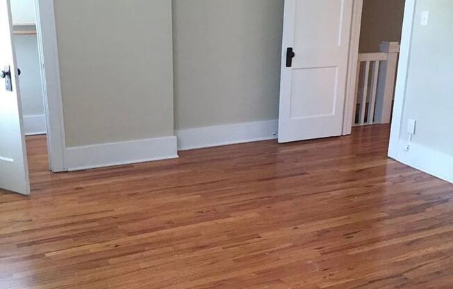 Amy Court Apartments (137 N. 33rd St.)