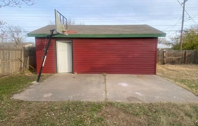 Spacious, remodeled 4 Bed, 2 Bath Home in Lubbock, TX