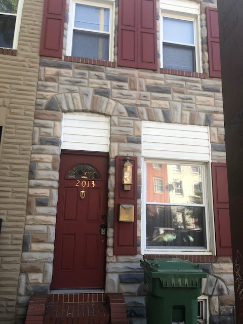 3 Bedroom House in Fells Point with a rooftop deck!!