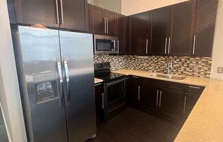 2 beds, 2 baths, $1,350, Unit # 207