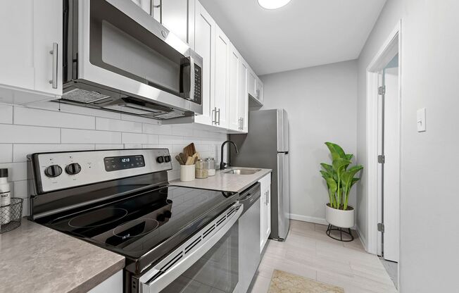4528 Nebraska Apartments LLC