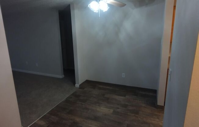 3 beds, 1 bath, 943 sqft, $1,675, Unit 086